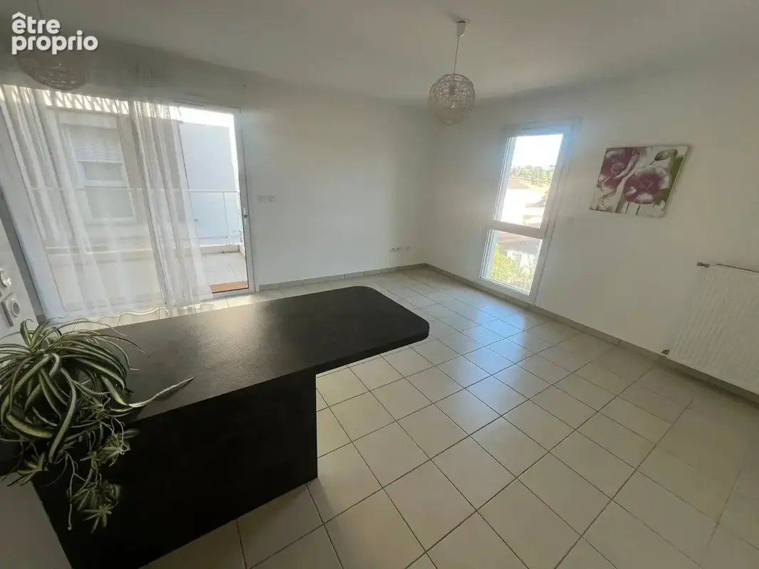 VALENCE CHATEAUVERT - Appartement T3 avec terrasse et garage - photo 5