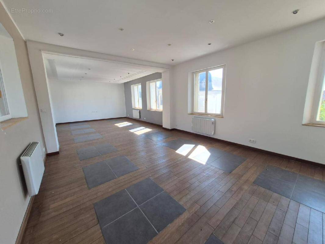 Appartement à CHAUNY