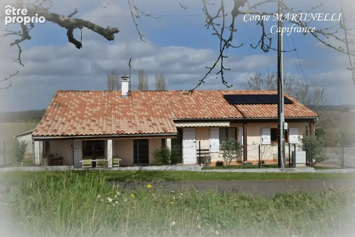 Ensemble de 2 maisons - Terrain 1.9 hectare - photo 23