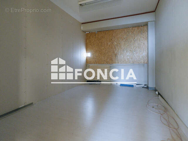 Commerce à EVRY