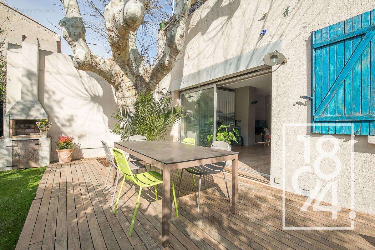 Appartement à MARSEILLE-9E