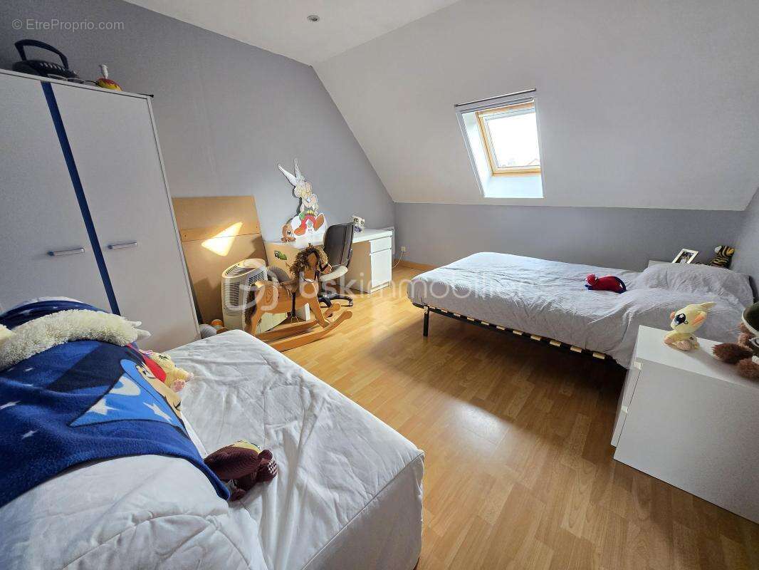 Magnifique Maison de Village de 251m² avec dépendances et piscine à Marzy - photo 20