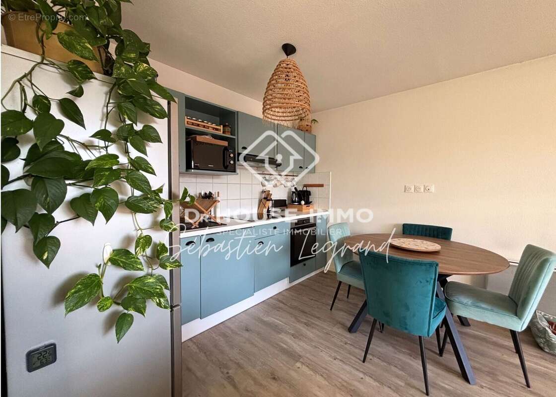 Appartement à PAREMPUYRE
