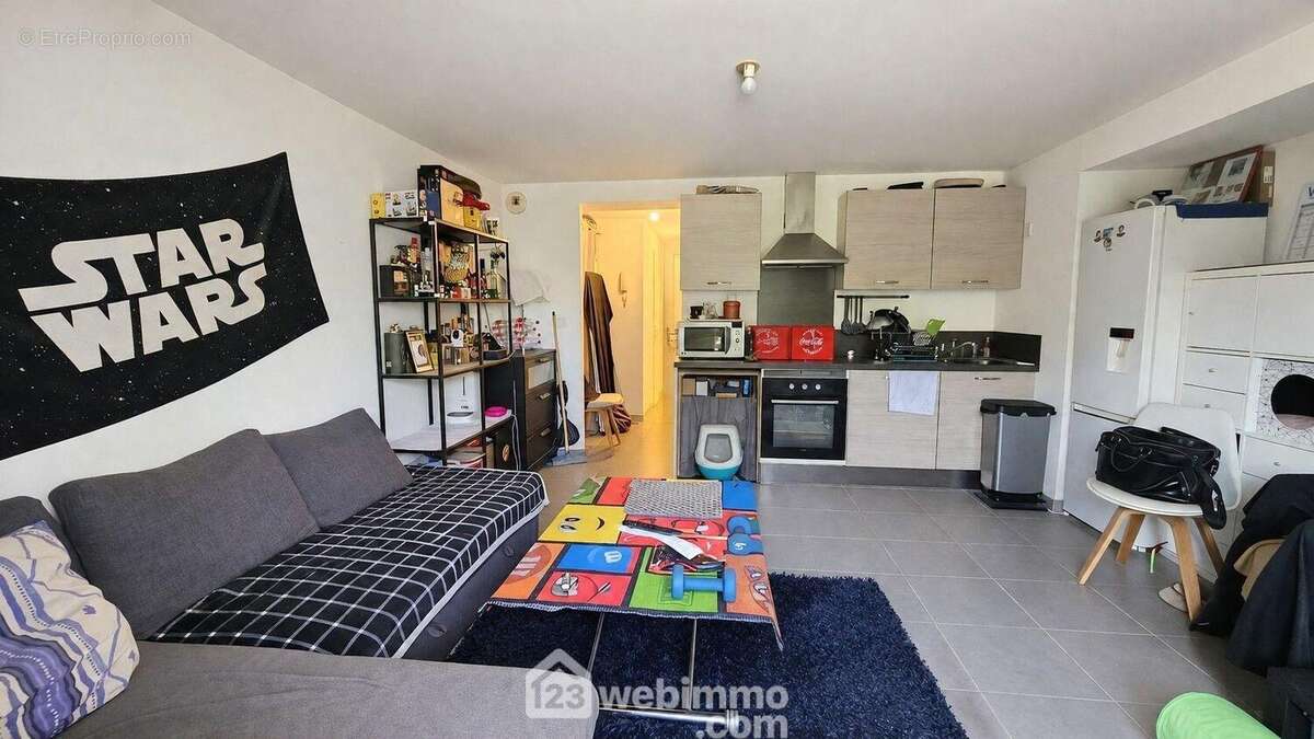 Voici la pièce principale de 20 m².