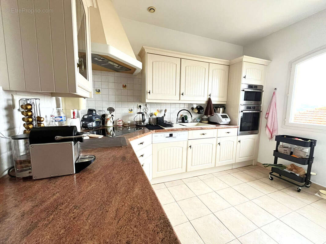 Maison à SAINT-LAURENT-DU-VAR