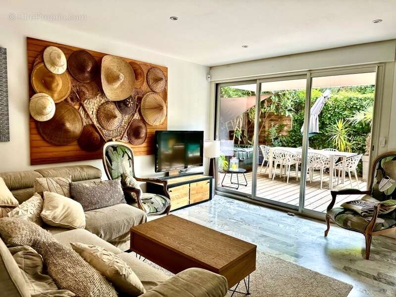 Appartement à MARSEILLE-8E