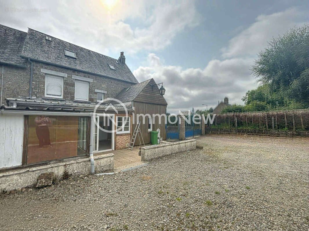 Maison à SOURDEVAL
