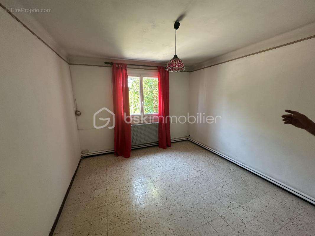 Maison plain pied avec garage - photo 10