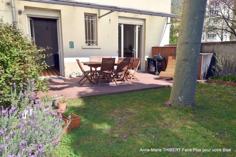 Appartement à VILLEURBANNE