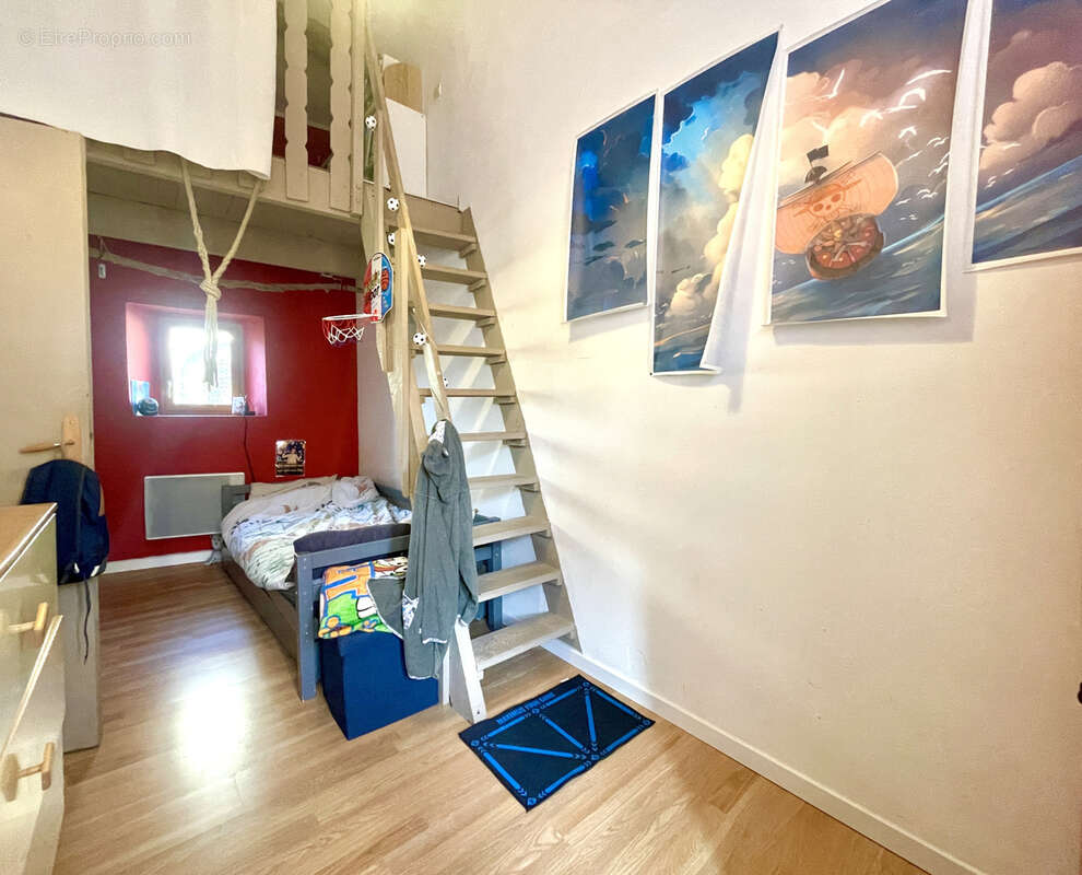 Maison à SAINT-FELIX-DE-LODEZ