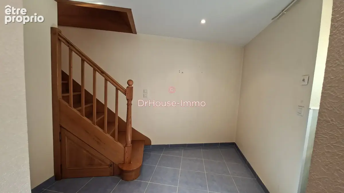 Maison 58 m² à Brantome  - photo 7