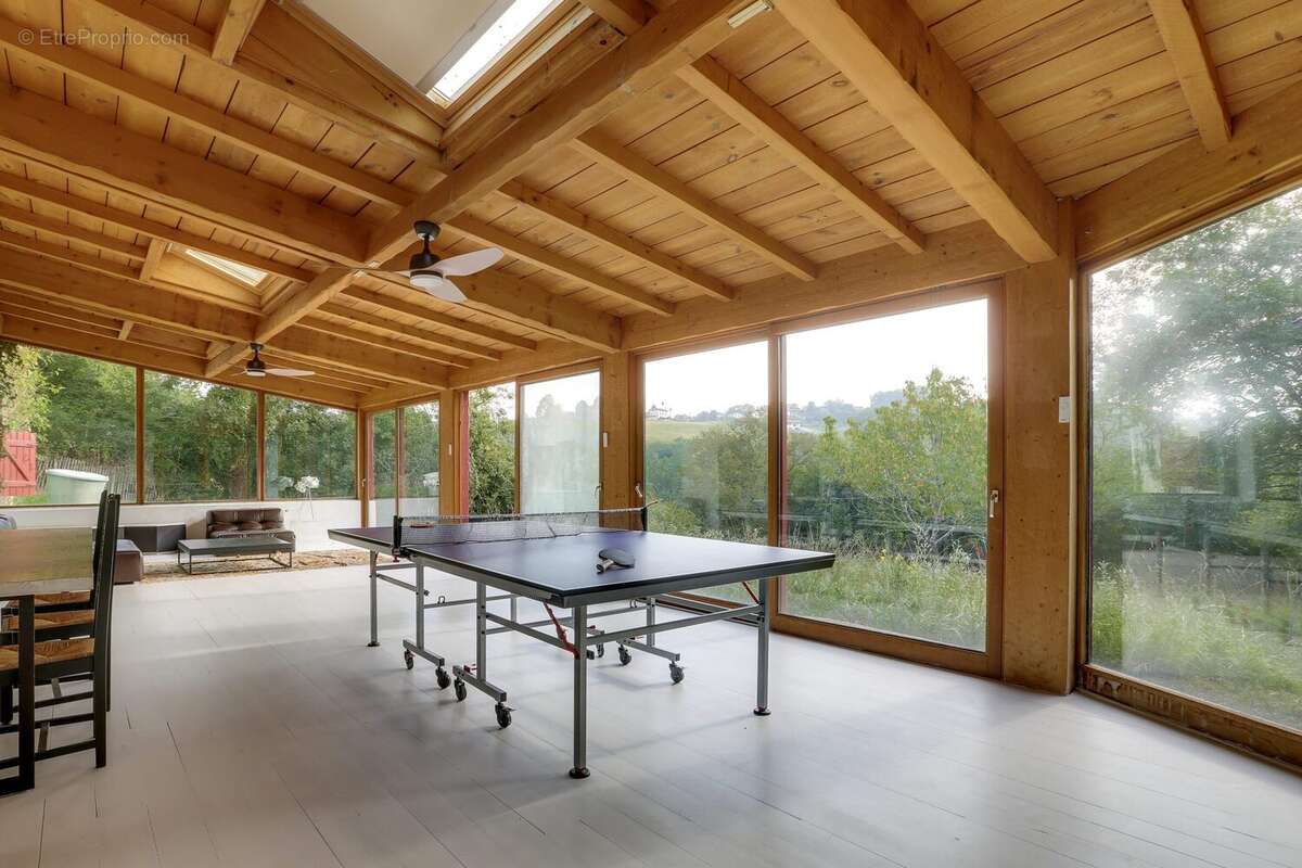 Maison 261 m² à Villefranque  - photo 8