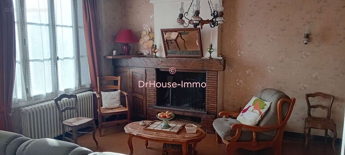 Maison à SAVIGNE-SUR-LATHAN