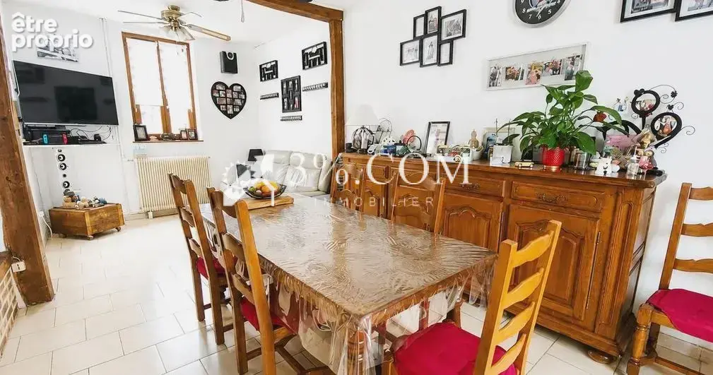 OISEMONT : Maison de village 90 m2 - 3 CH ( 4?) - sur terrai - photo 2