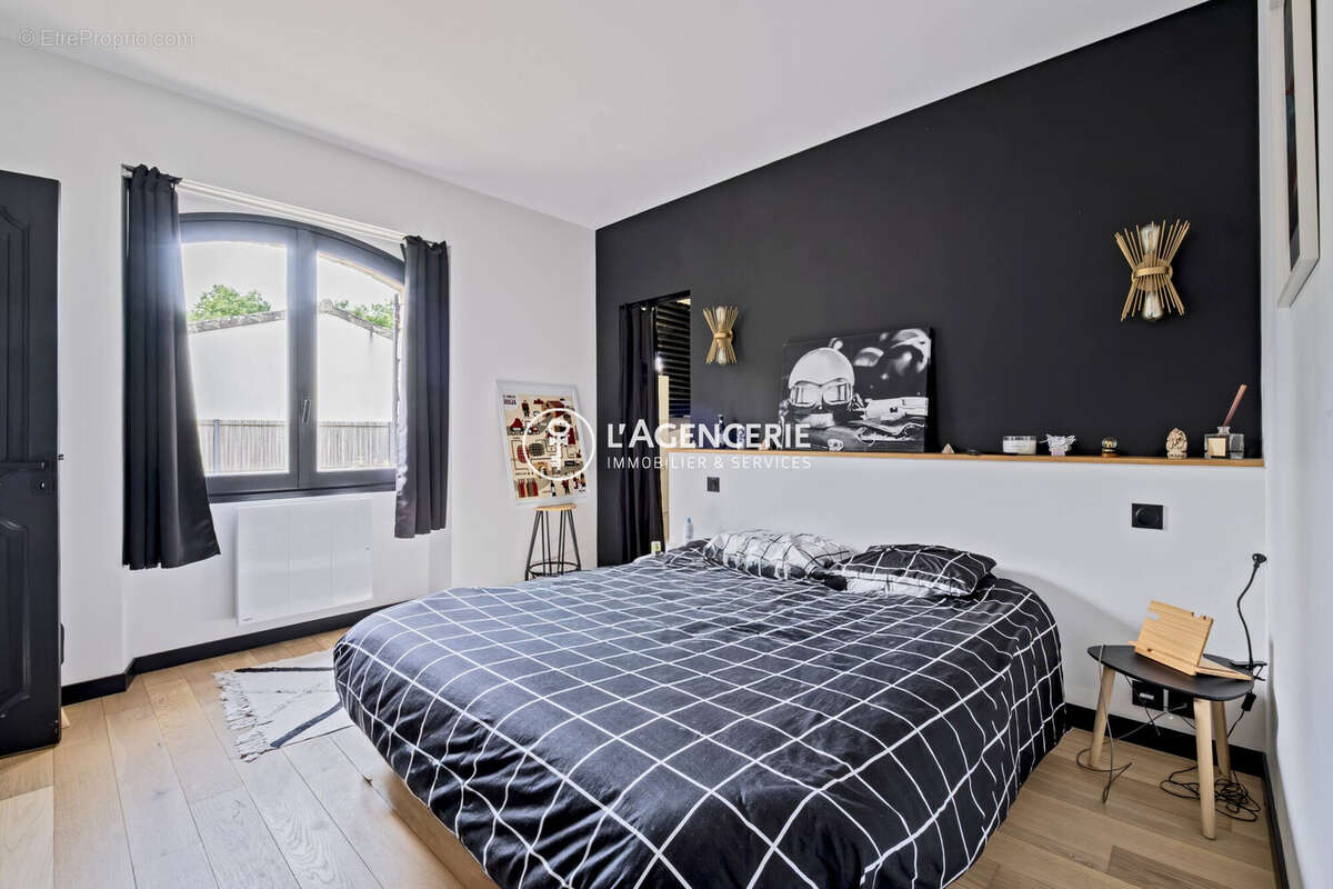 Maison à CARBON-BLANC