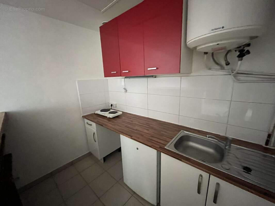 Appartement 470 m² à Saint-Etienne  - photo 9