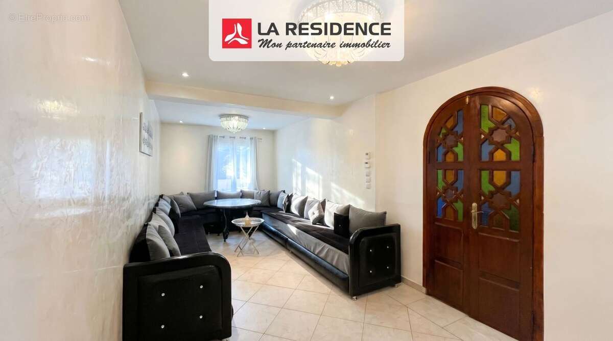 Maison à SAINT-OUEN-L'AUMONE