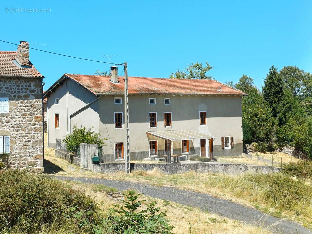 Ferme en pierres crépies sur terrain attenant et non attenant - photo 21