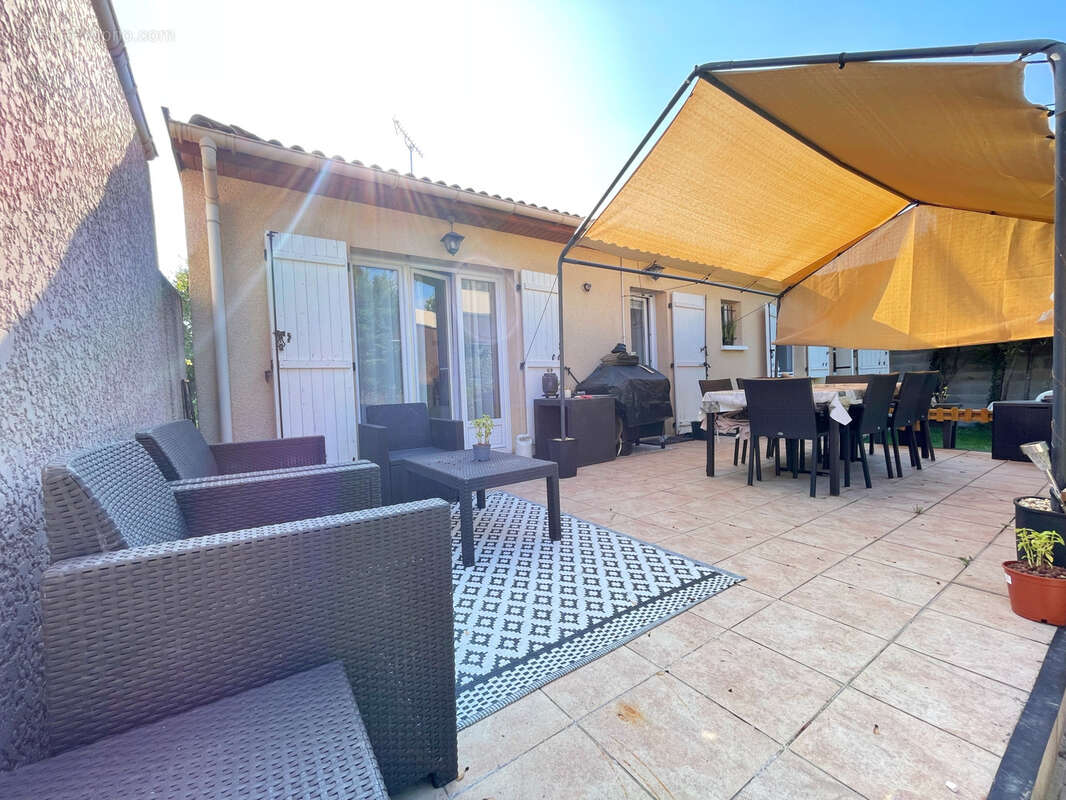 Maison à VAULX-EN-VELIN