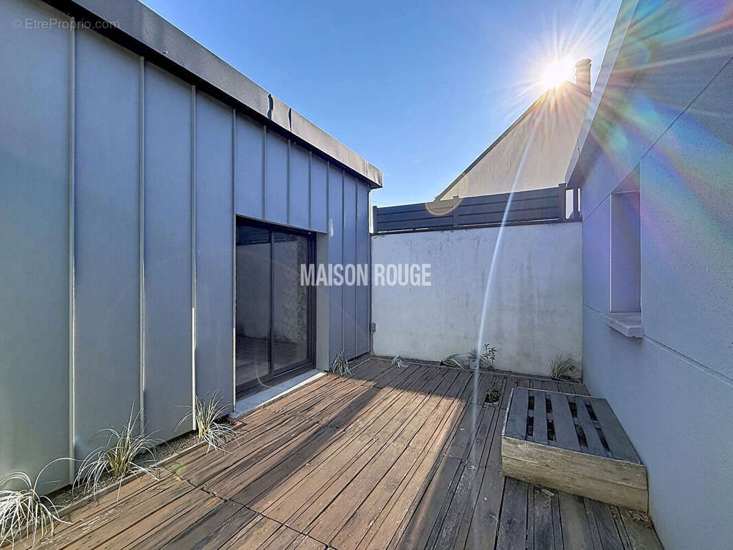 Maison de plain-pied avec quatre chambres et jardin - photo 13
