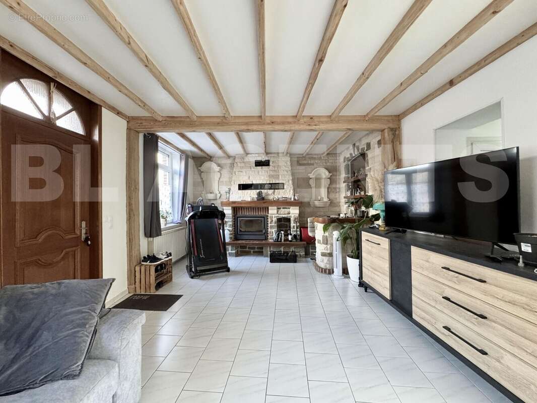 * salon 3 - Maison à WINGLES