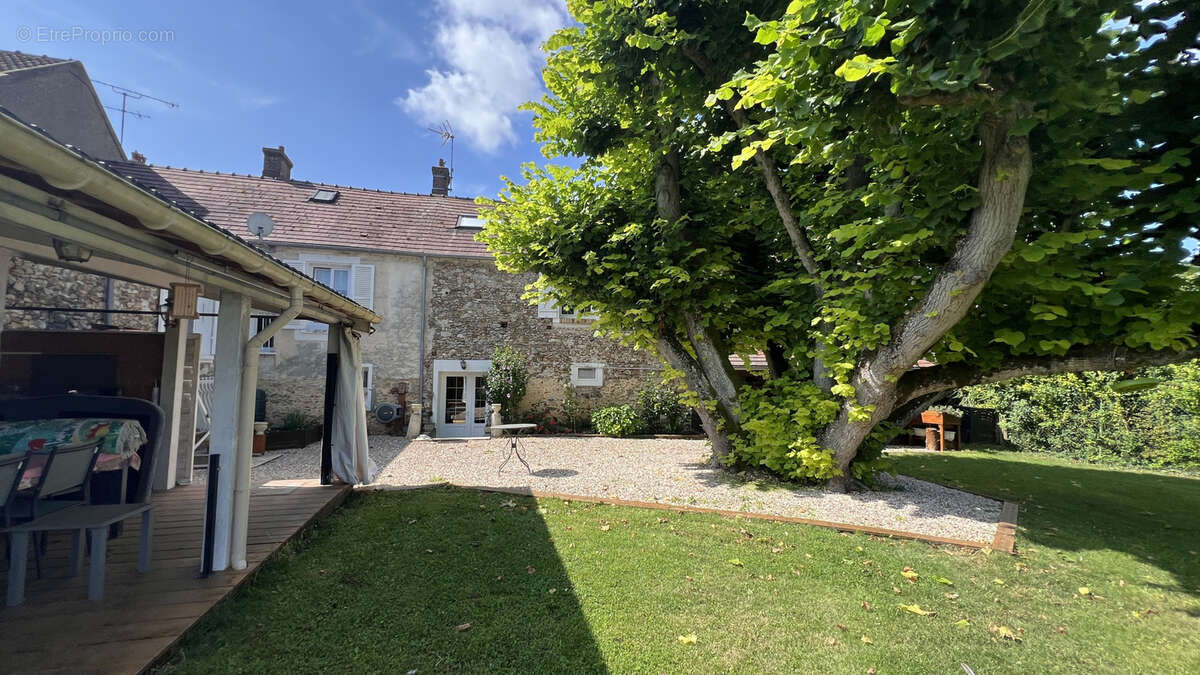 Maison à MONTFORT-L'AMAURY