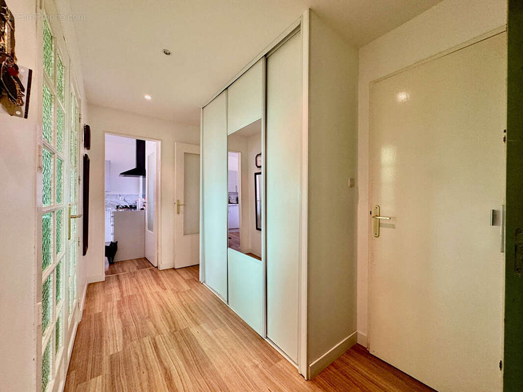 Appartement à MARSEILLE-12E