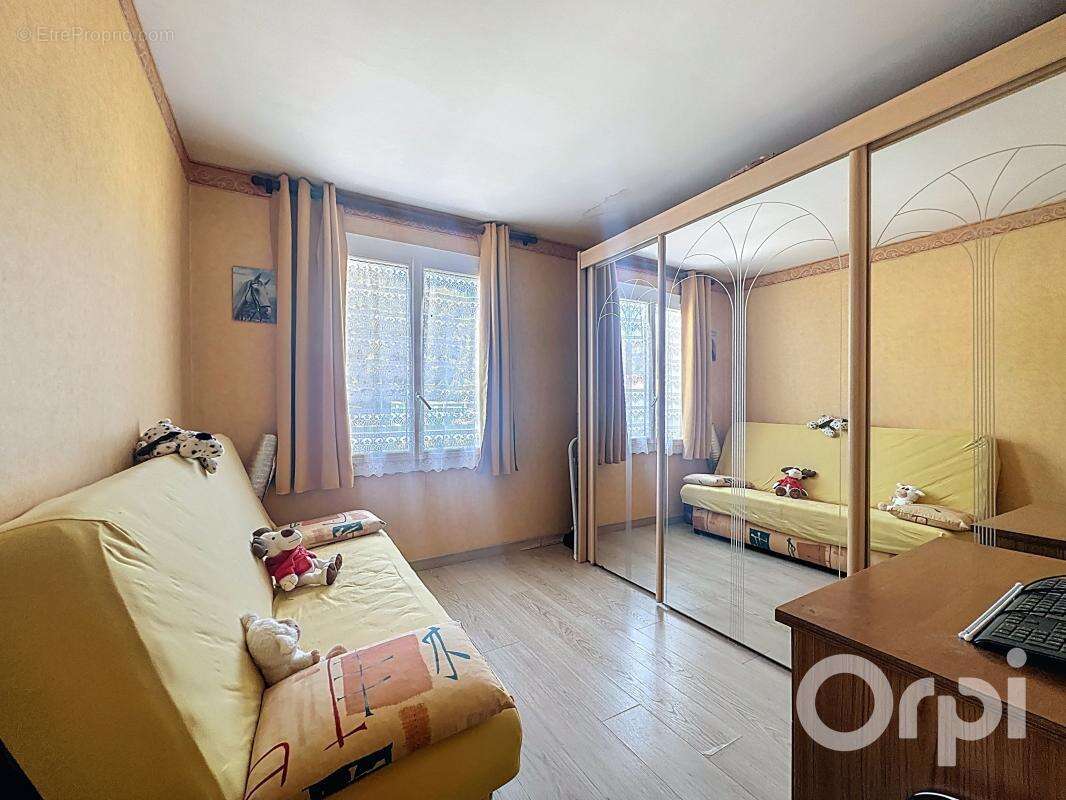Maison à VILLENEUVE-LOUBET