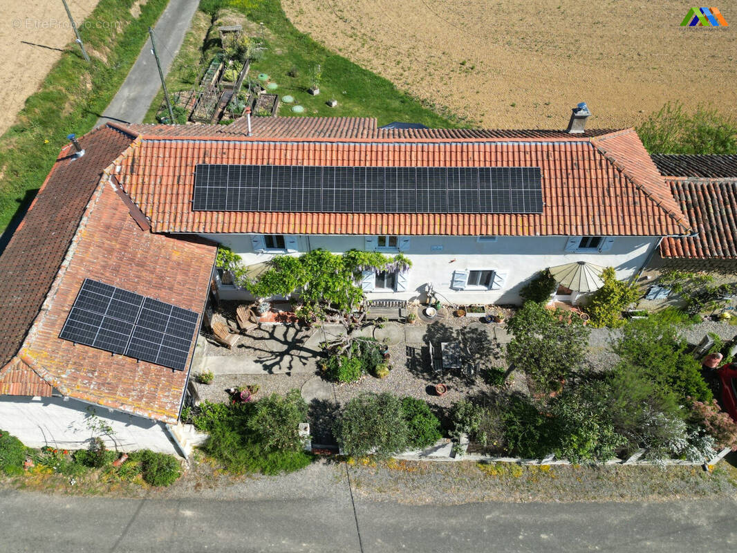 Maison à MIRANDE