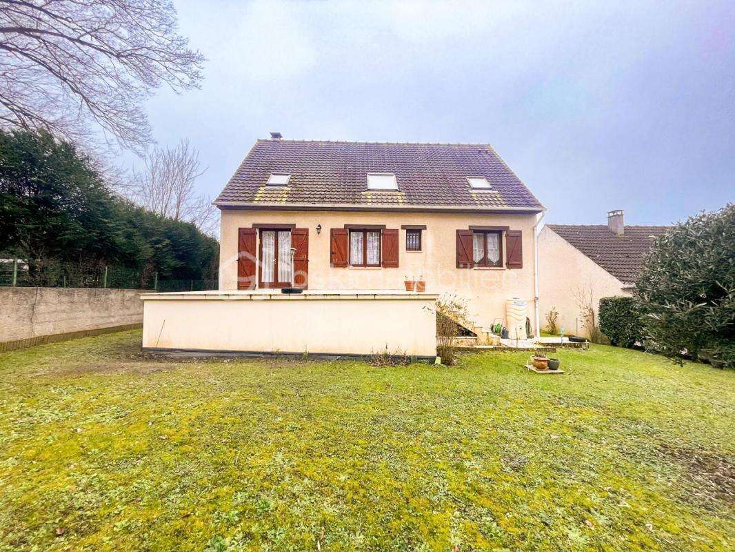 Maison à BOUSSY-SAINT-ANTOINE