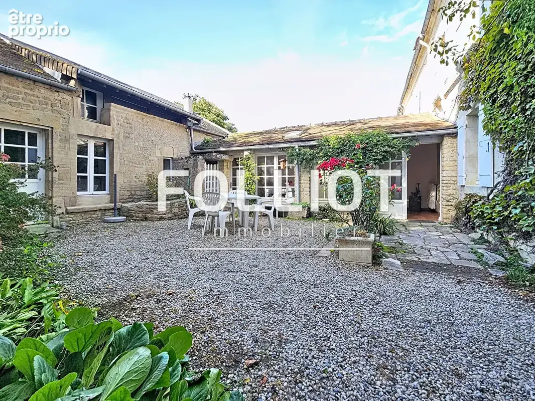 Maison en pierre de 144 m² , 5 pièces et 3 chambres. - photo 8