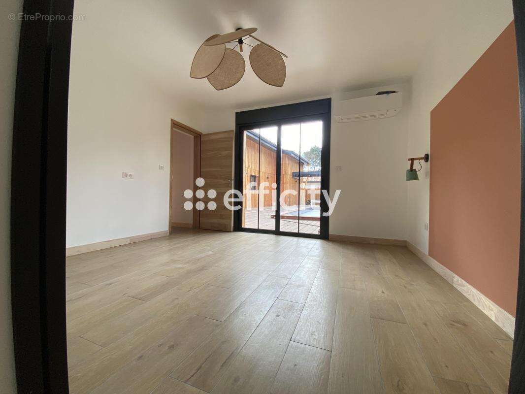 Maison 200 m² à Lege-Cap-Ferret  - photo 13