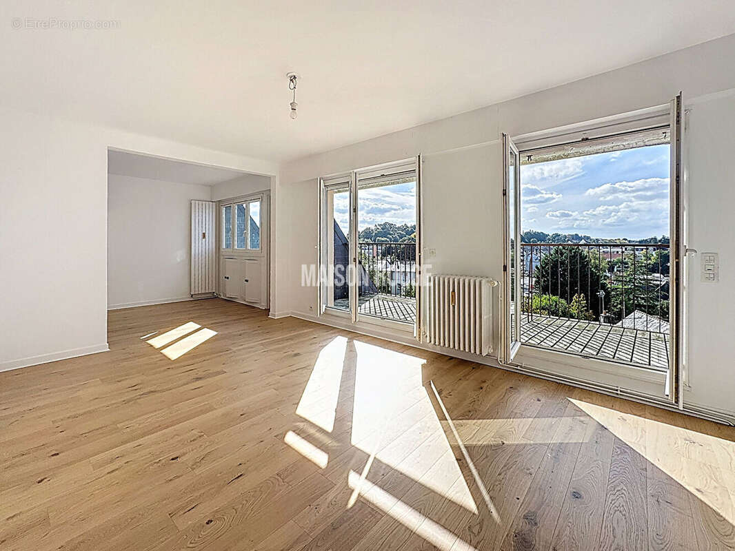Appartement à LAMBALLE