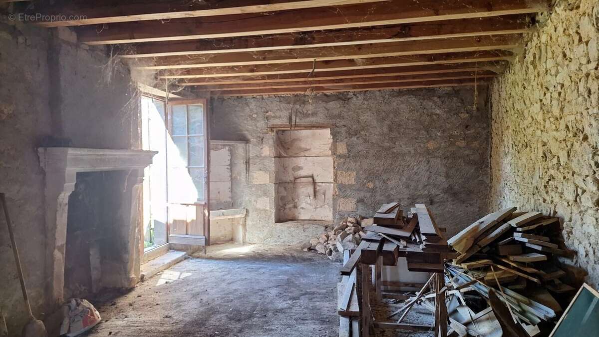 Maison de hameau à renover 16310 - photo 12