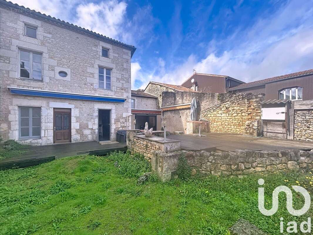 Photo 8 - Maison à LA ROCHEFOUCAULD