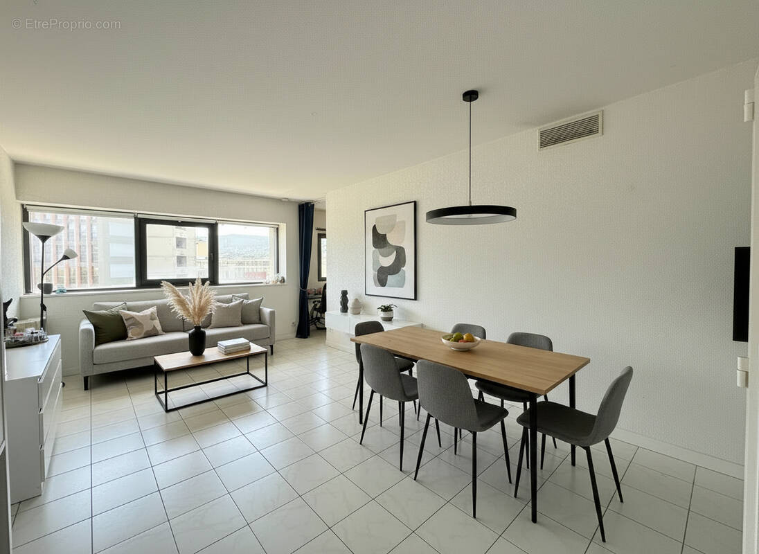 Appartement à MARSEILLE-5E