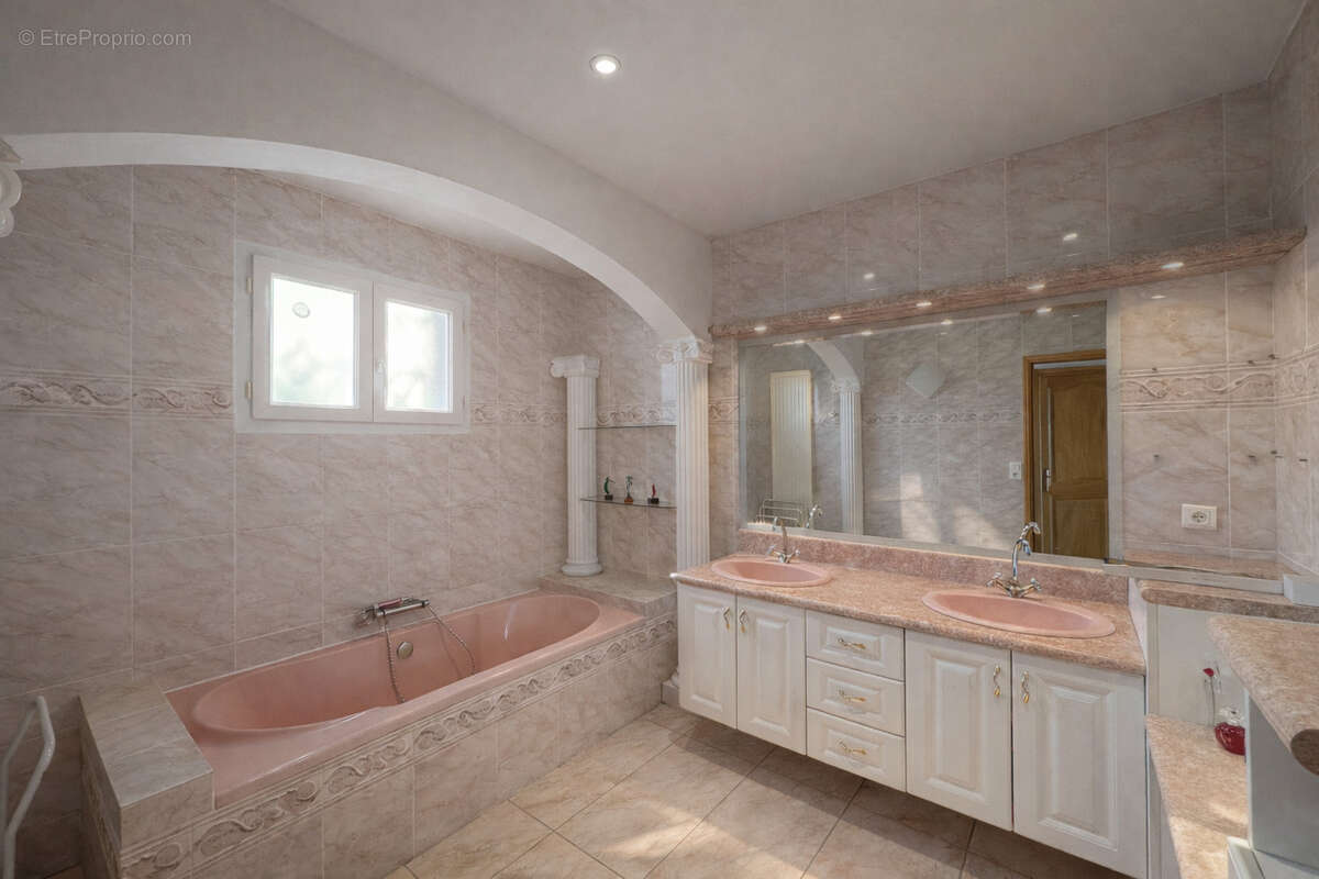 Maison à CHAVANAY