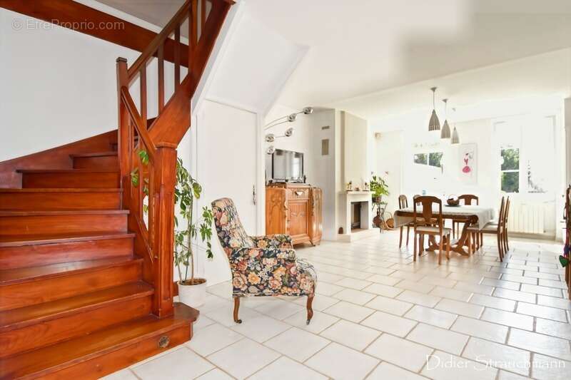 Maison à vendre 7 pièces AIGREFEUILLE D'AUNIS (17) - photo 7