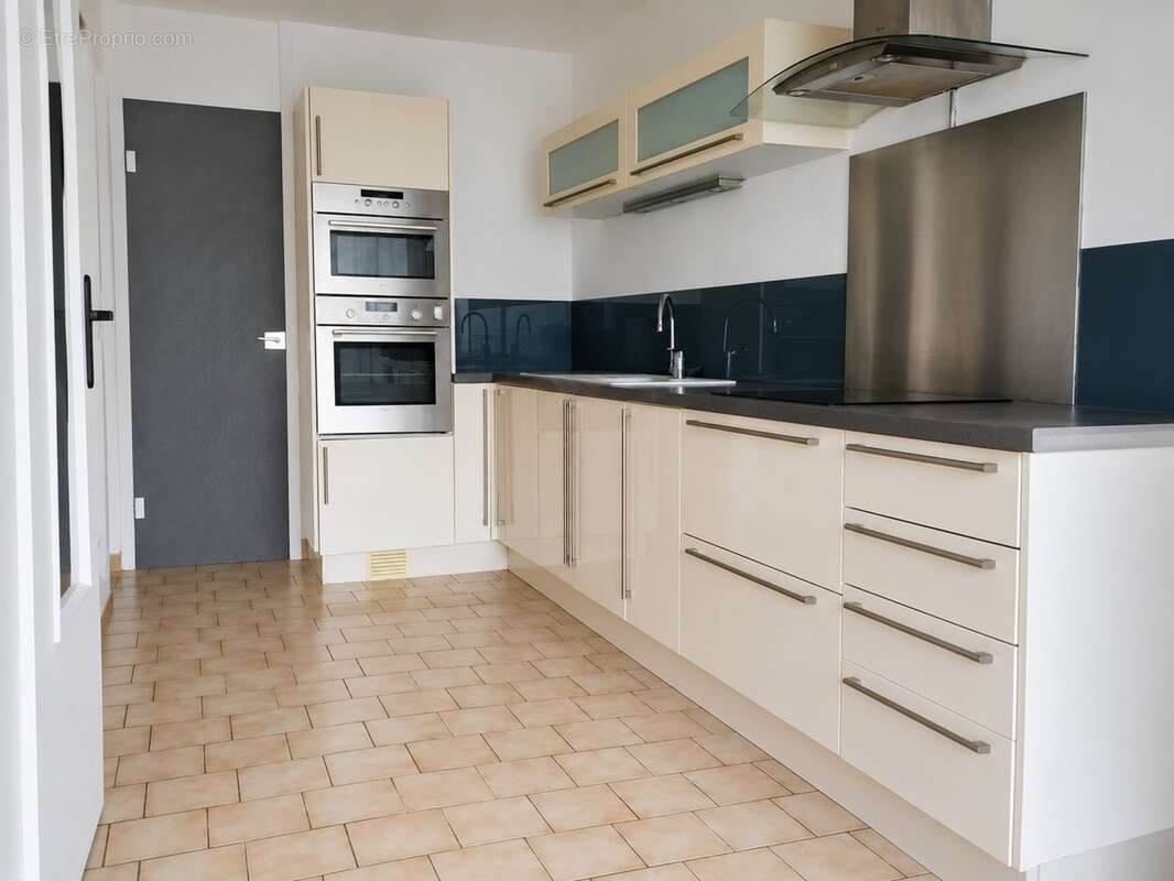 Roubaix – Appartement loué de 99 m² – 4 chambres avec balcon - photo 3