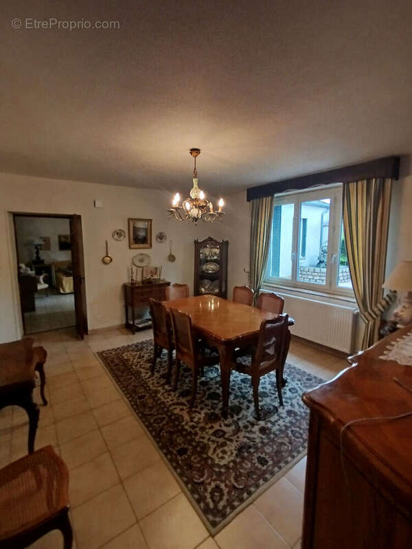 Maison à DRACY-SAINT-LOUP