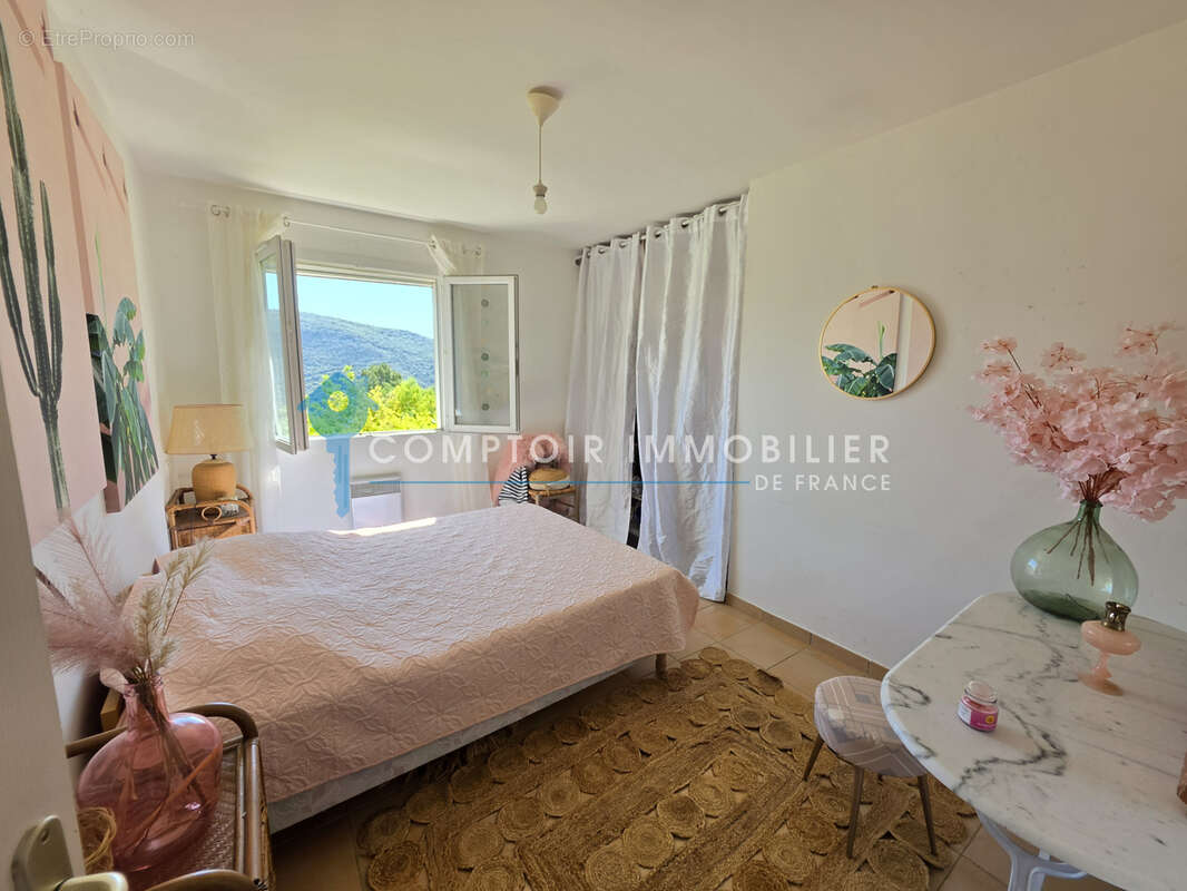 Dépt Hérault (34) - Olmet et Villecun - À vendre - Maison T4/T5 d'environ 120m2, parcelle de 2965m2, terrasse, - photo 16