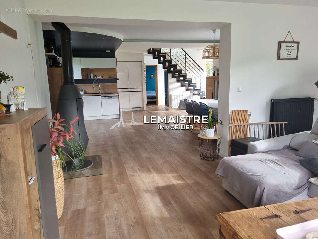 Maison à SAINT-ROMAIN-DE-COLBOSC