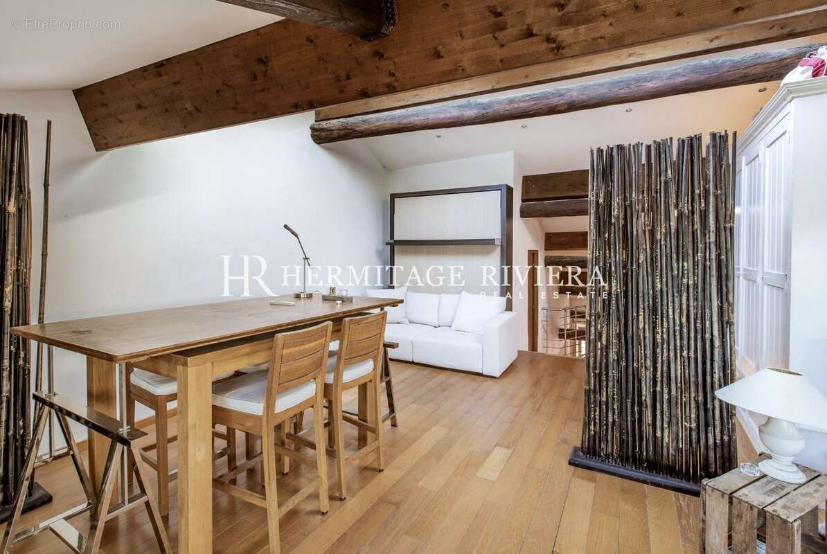 Appartement à VILLEFRANCHE-SUR-MER