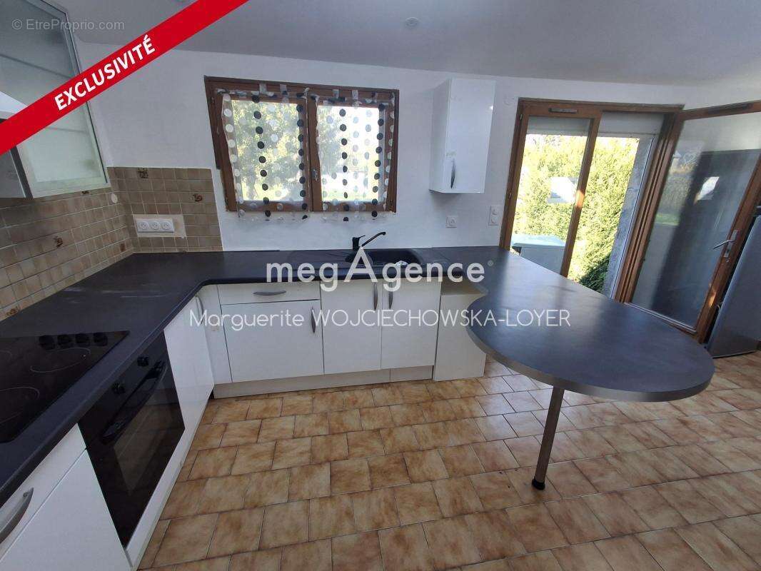 Maison à FRESNAY-SUR-SARTHE