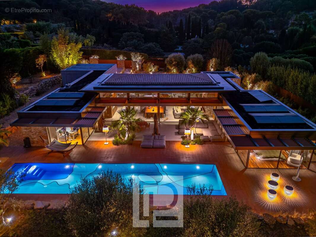 Propriété contemporaine d’exception au cœur d’un domaine privé - photo 19