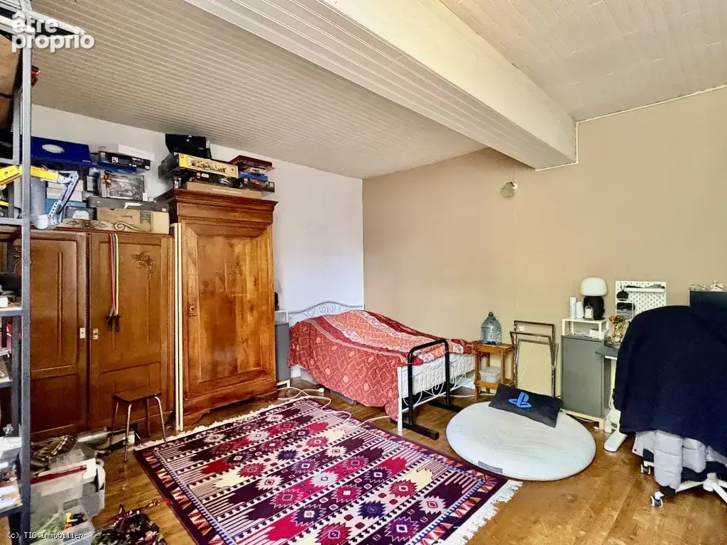 Très Beau Logis avec 6 chambres et Grand Terrain près de Ruffec - photo 20