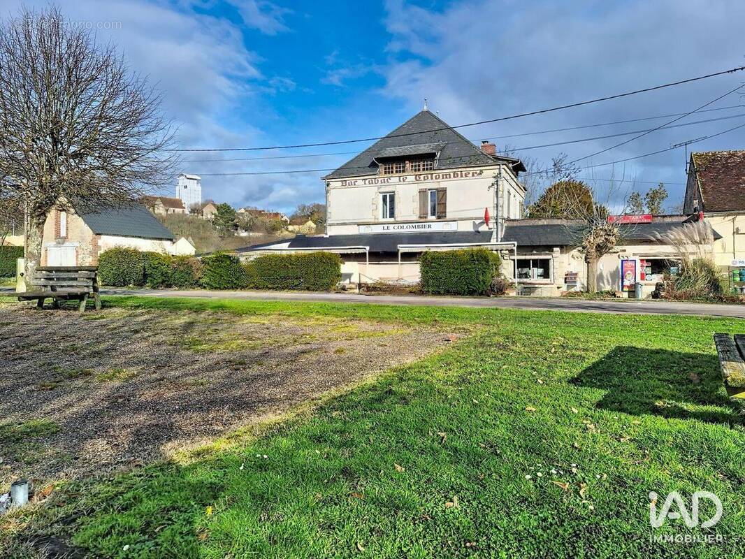 Photo 1 - Commerce à ROGNY-LES-SEPT-ECLUSES