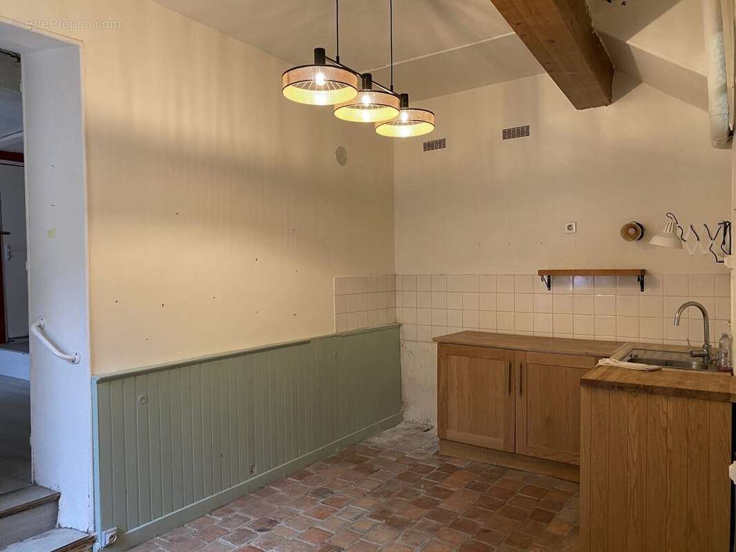 Maison à EYMOUTIERS