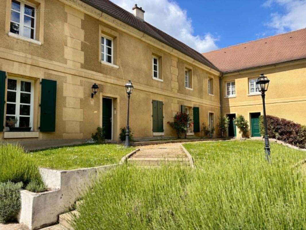Maison à SAINT-GERMAIN-EN-LAYE
