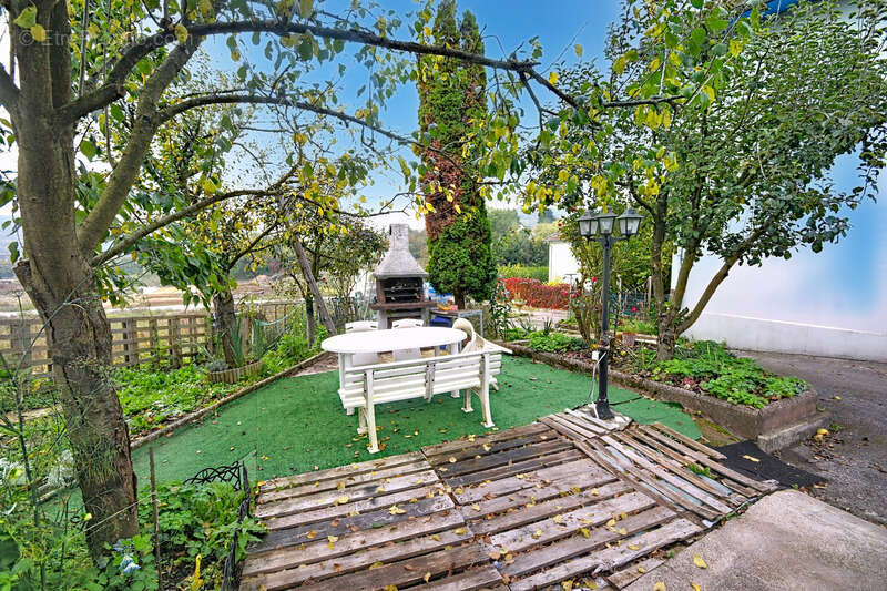 Maison à MONT-SAINT-MARTIN